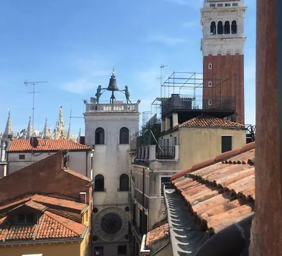 Ca'baloni דירה *